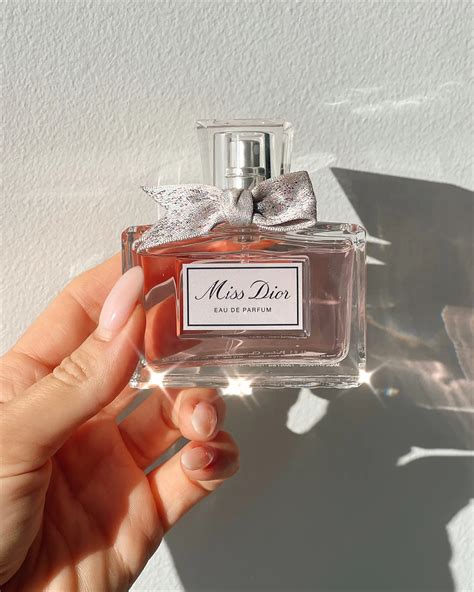 miss dior 2022 review|what does Miss Dior perfume smell like.